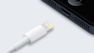 Apple Lightning