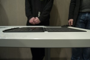 Microsoft Surface con Windows RT, spessore della tastiera touch e fisica a confronto - TheAppleLounge.com