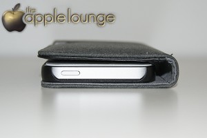 moshi overture for iPhone 5 (Falcon Gray), particolare della custodia (01) - TheAppleLounge.com