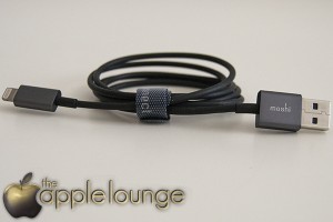 moshi USB cable with Lightning Connector (fuori dalla scatola) - TheAppleLounge.com